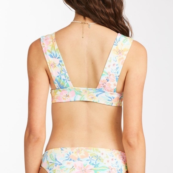 NWT Billabong Sweet Tropics Reversible Plunge Bikini Top - Picture 5 of 10